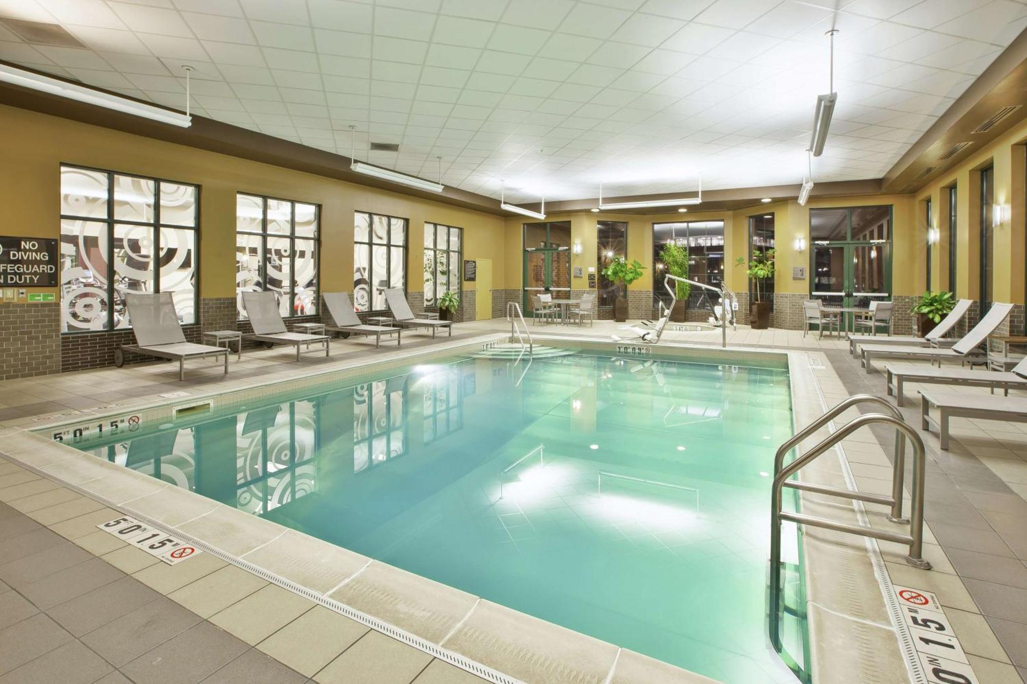 Embassy Suites Columbus - Airport Exterior photo